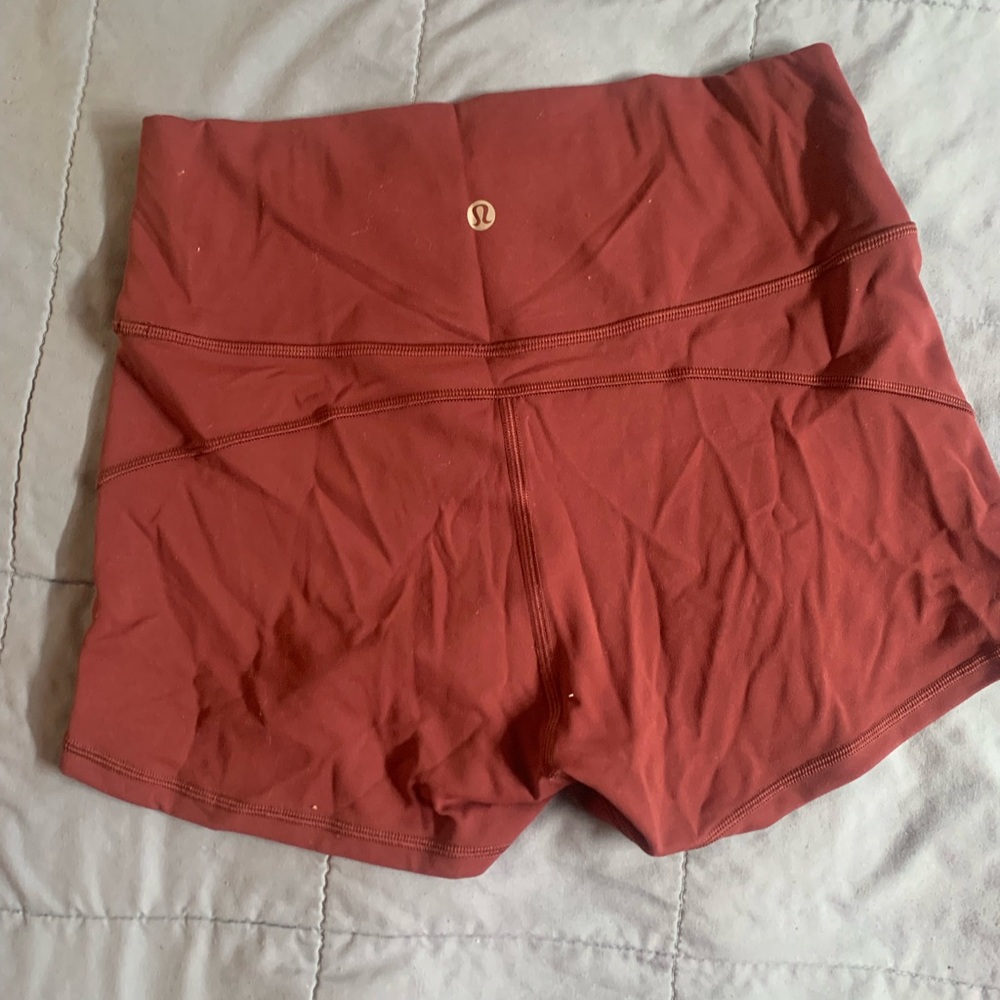 Lulu lemon shorts 🍋